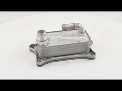 원본 06E117021J 알루미늄 오일 냉각기 C7 3.0T 자동차 엔진 예비 부품